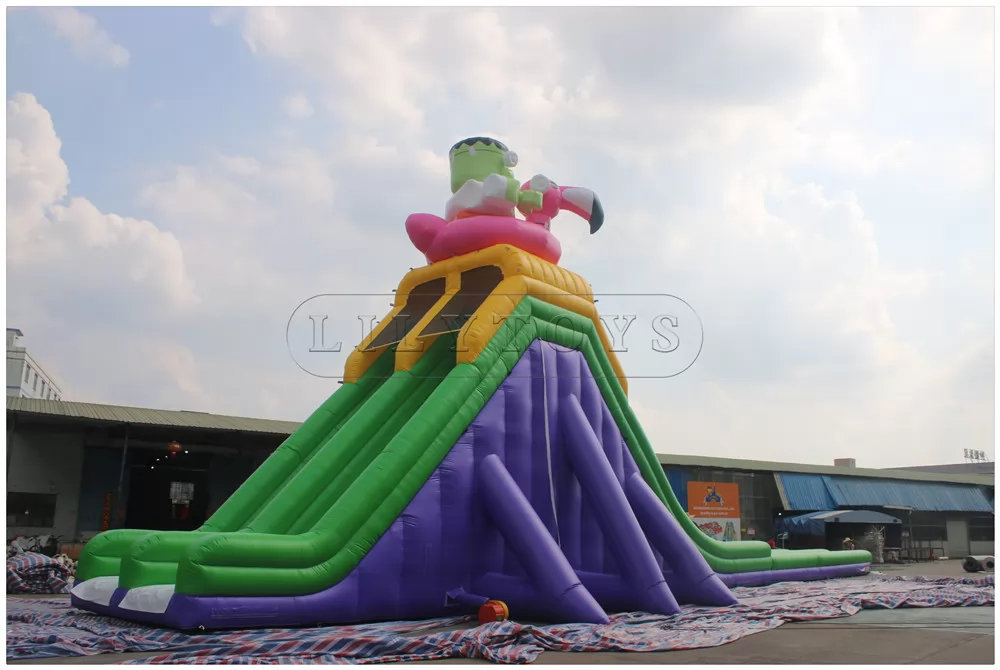 giant inflatable slide-04