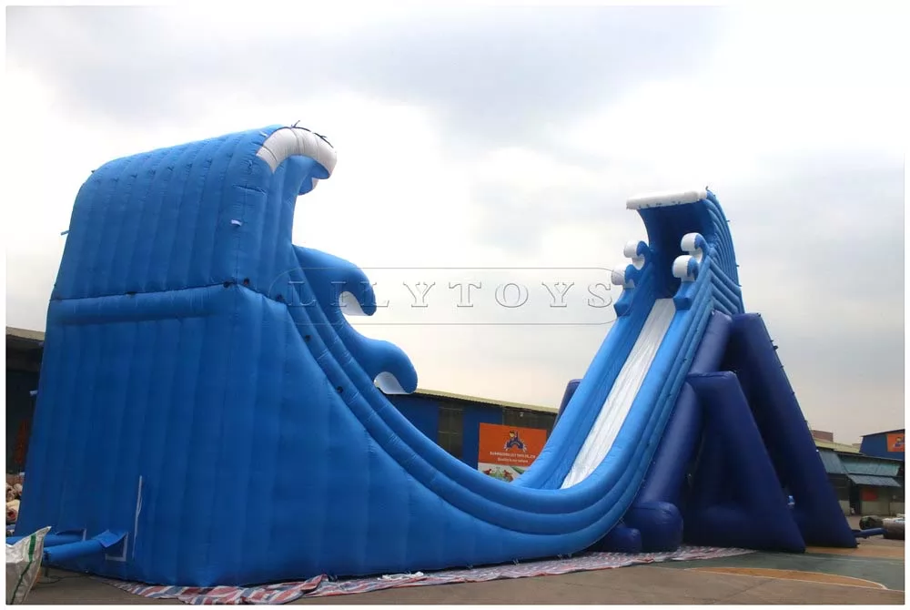 giant inflatable slide-06