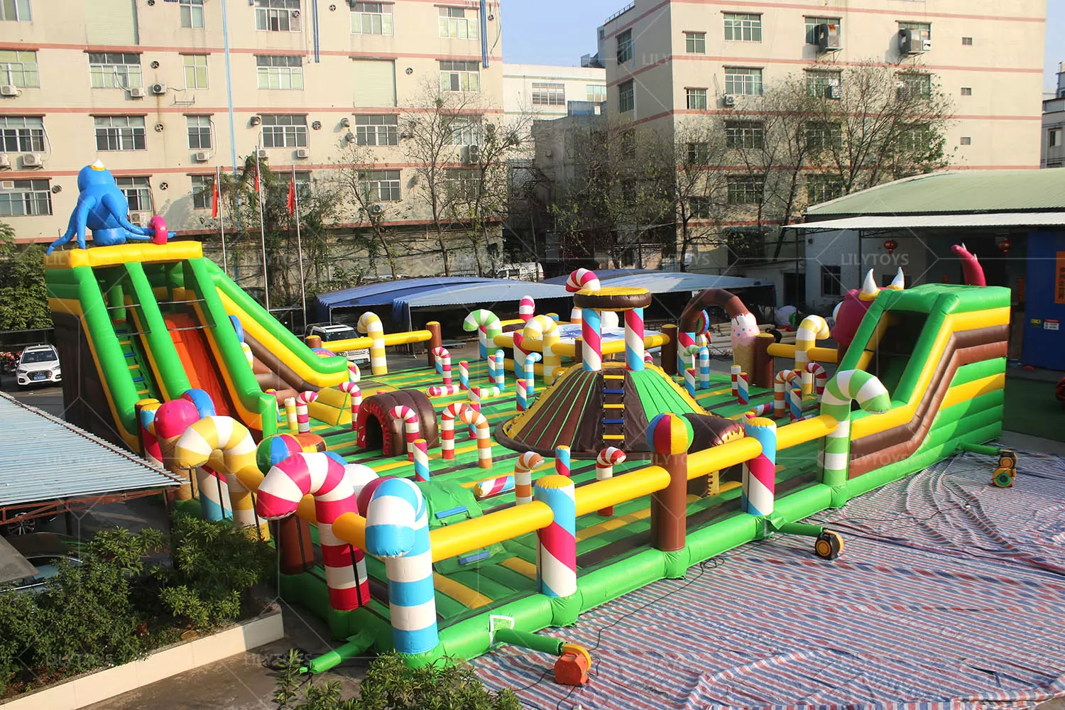 Inflatable  sport  bounce park su05