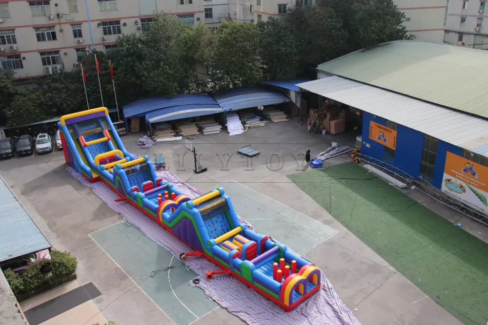 inflatable obstacle course -adults