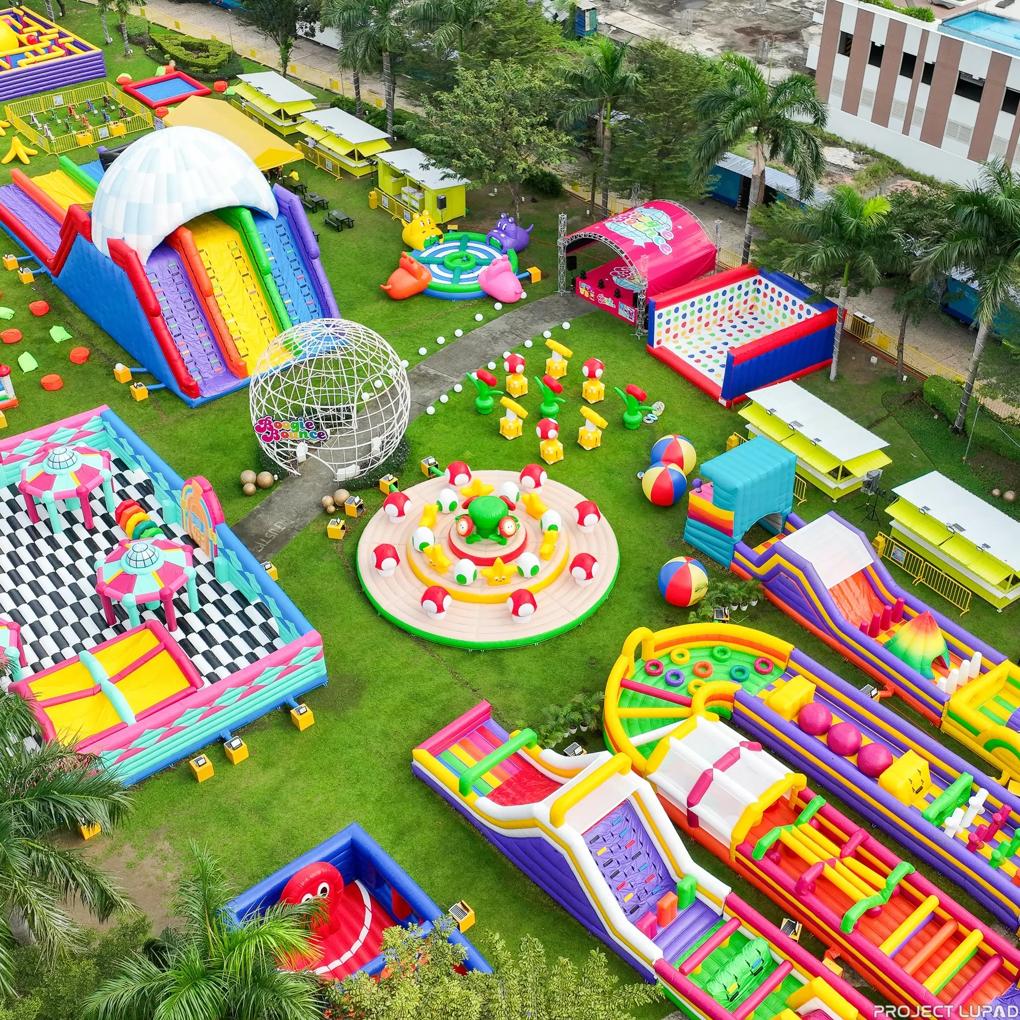 Outdoor colorful inflatable slide bouncy castle  Amusement Park for Singapore